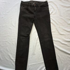 American Eagle super stench skinny jeans SZ 8